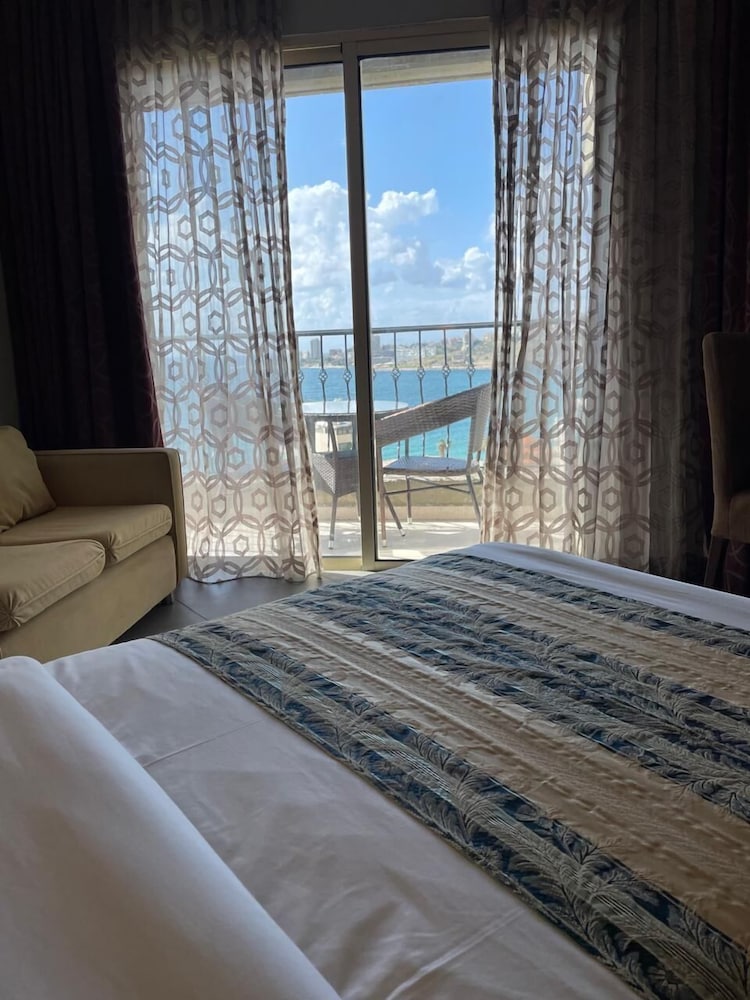 President Hotel
