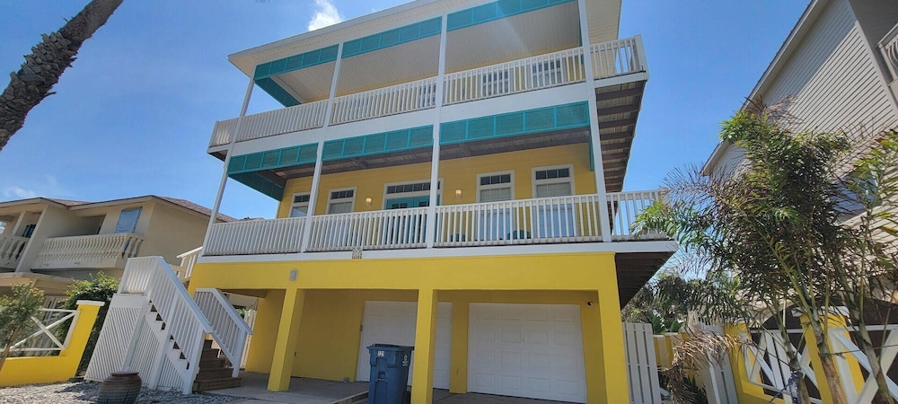 121 Snapper By The Sea 4 Bedroom Home