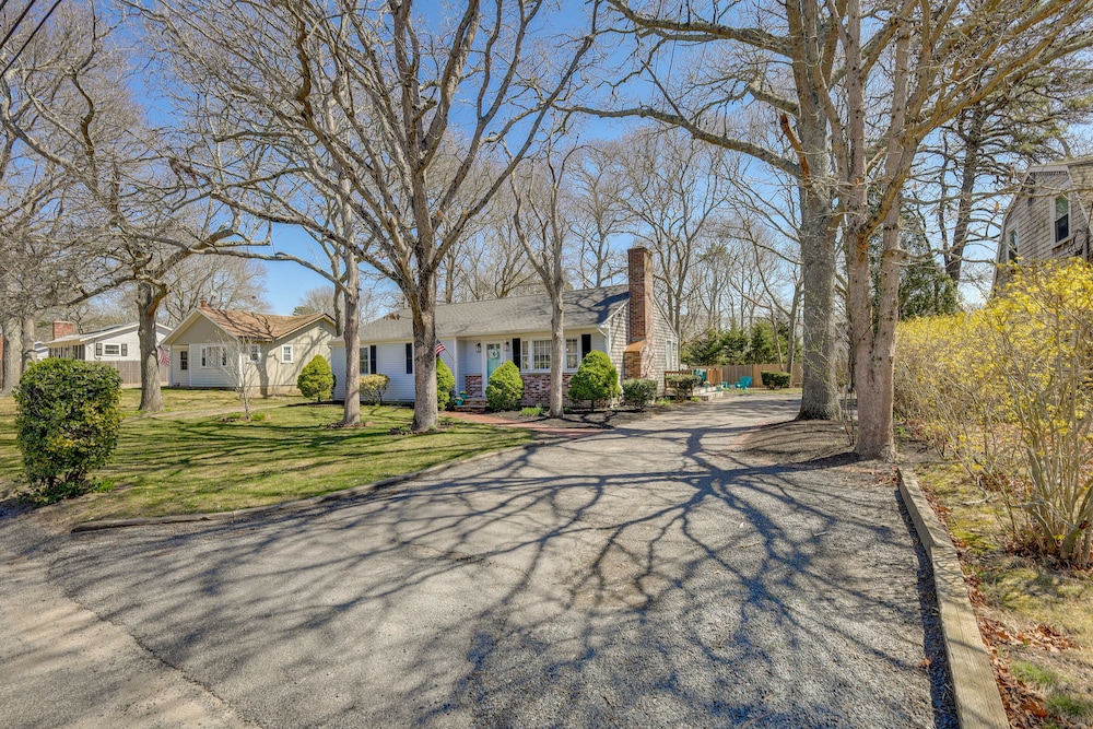 2 Mi to Craigville Beach: Hyannis Home w/ Deck