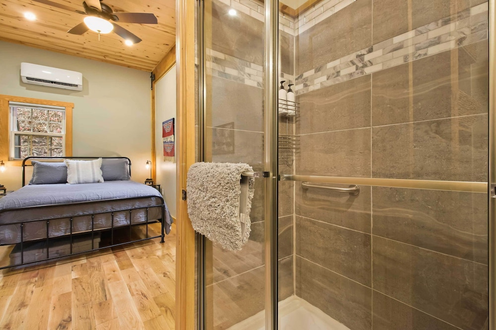 'the Nuthouse on Squirrel Creek': Ski, Hike & Fish