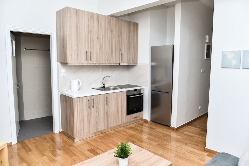 Warm Apartment at Exarchia 1 bed 2 pers