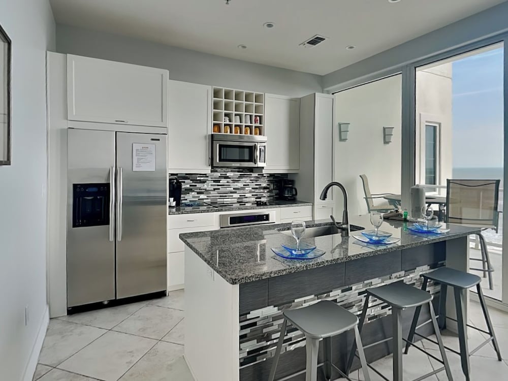 High Seas by Ryson Vacation Rentals
