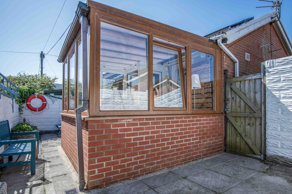 Cosy Cottage - 2 Bedroom Cottage - Mumbles