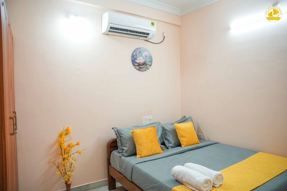 Yellow Bells Residency (Serviced Apartments)