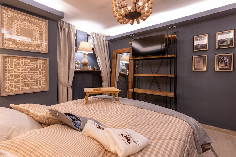 Rock Dandy La Maison De L’Ours | Top Fireplace Retreat