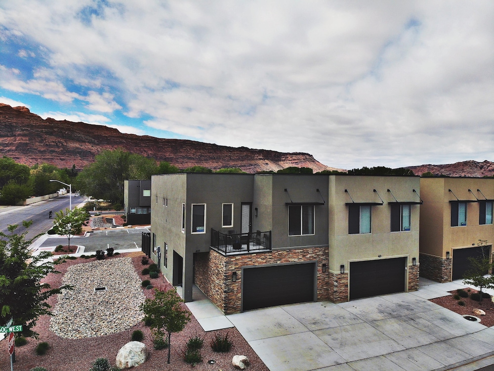 Entrada at Moab 417 and 421