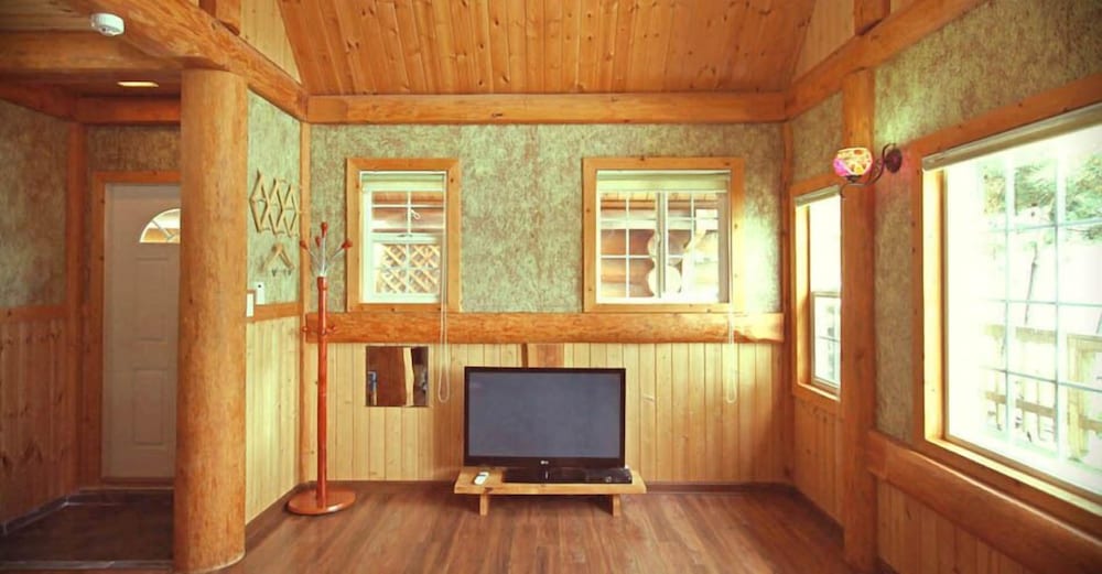Tongyeong Daore Pension