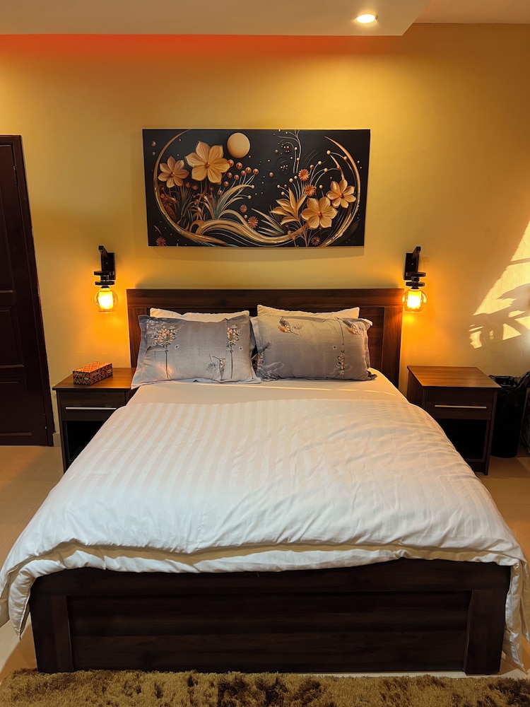 CSL APARTMENTS