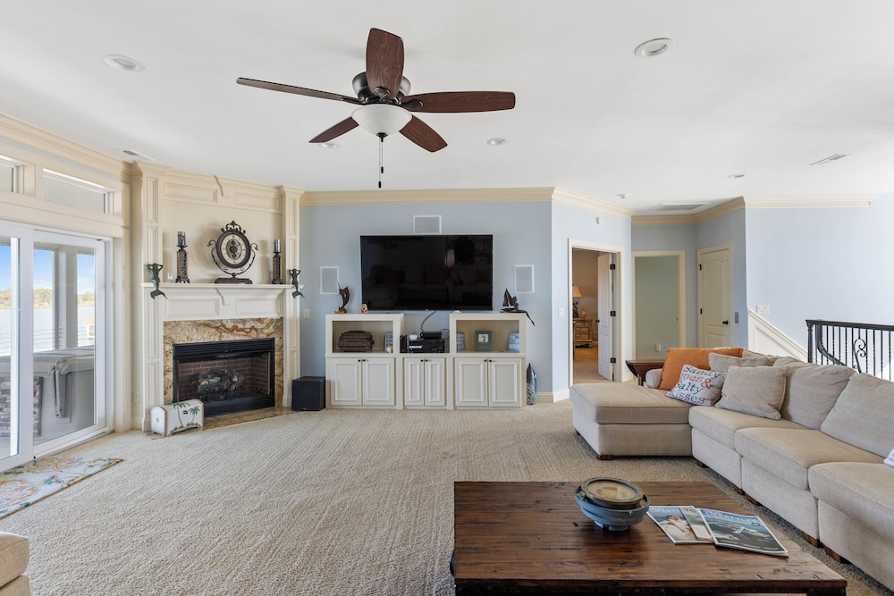 Permuda Private Island by Topsail Realty