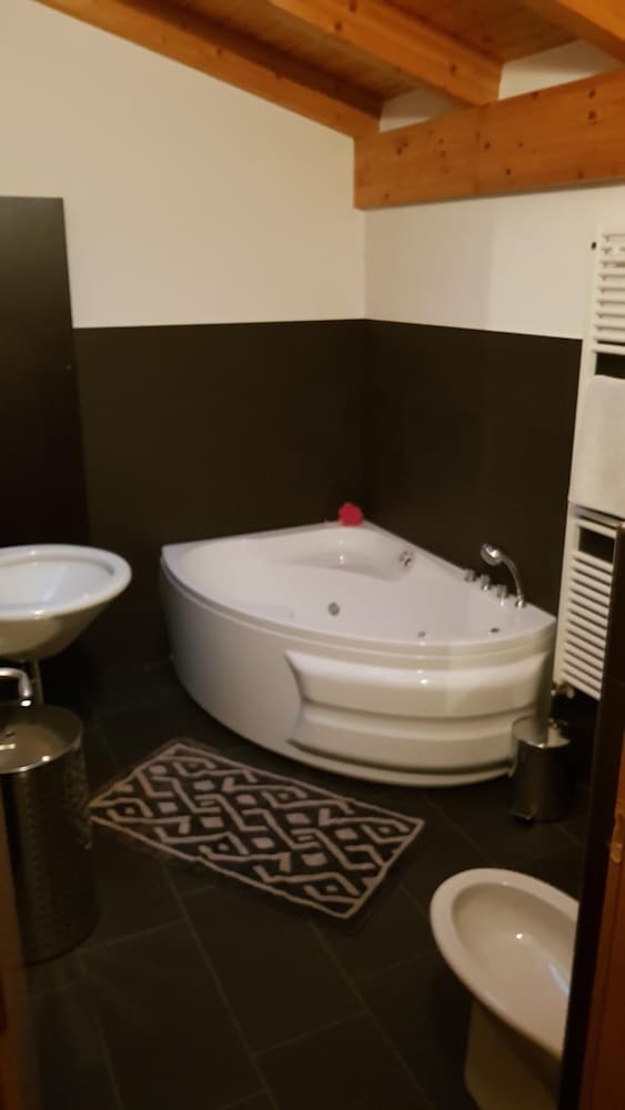 B&B Benessere Lacasanera