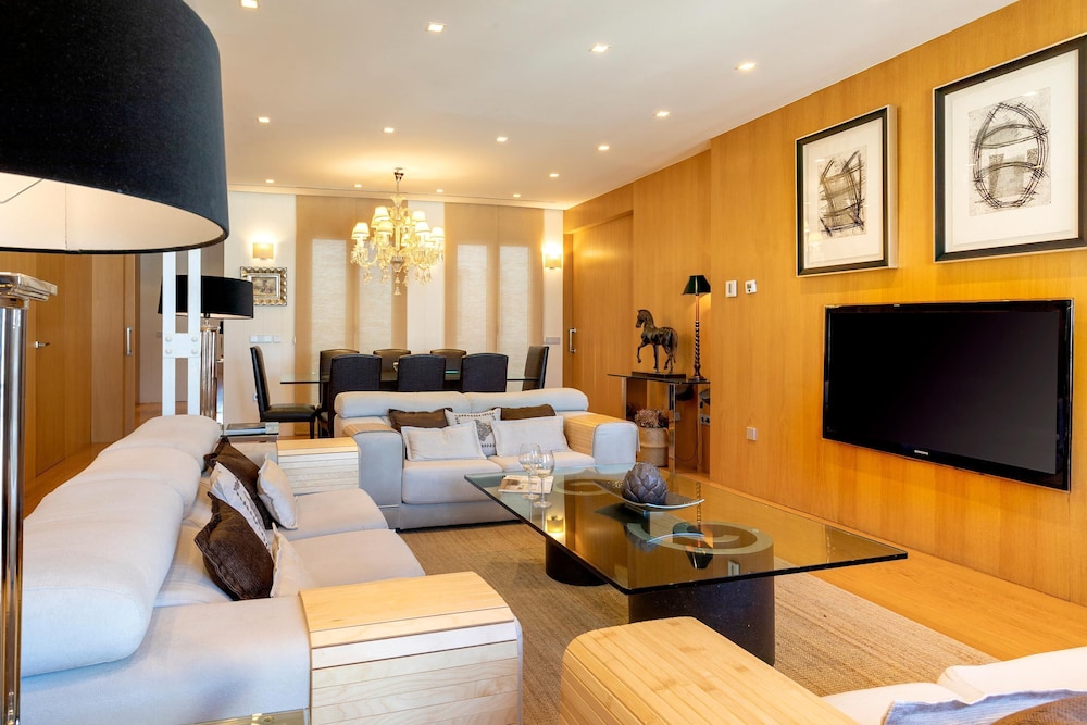 Exclusive Apartament in the Center. Tetuán III