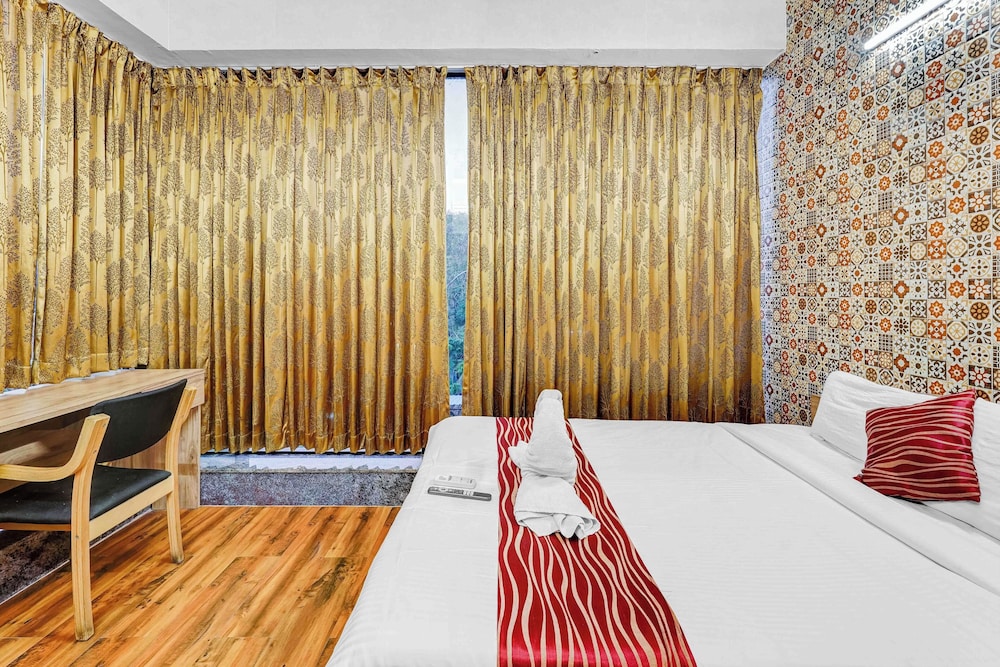 Season4 Residences 1-BHK furnished appt