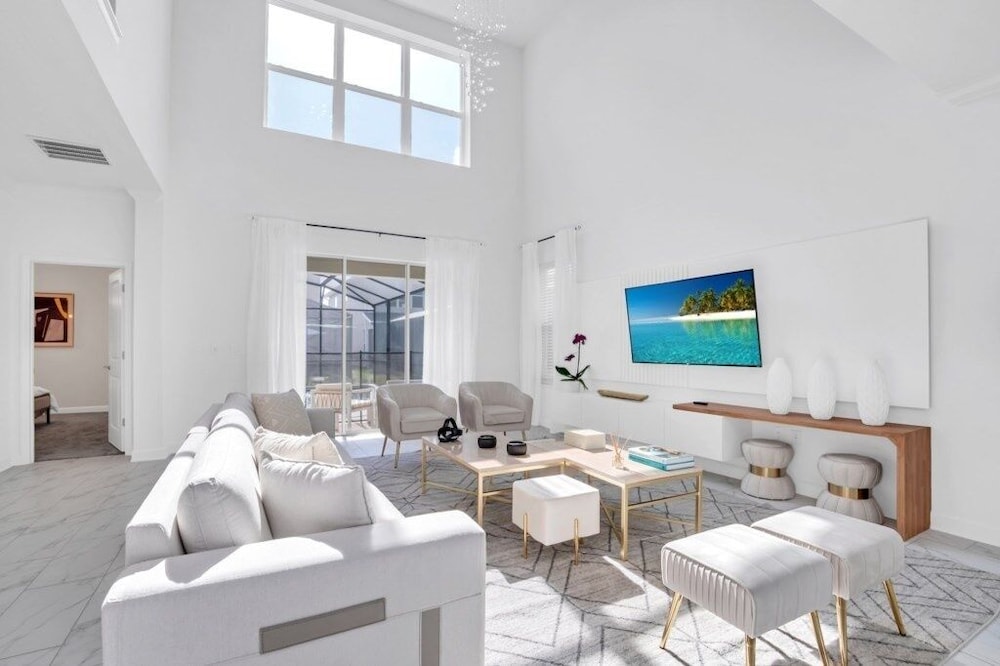2669pet 5 Bedroom Villa