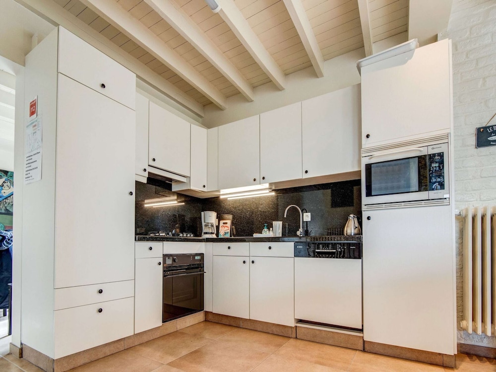 Holiday Home in Koekelare With Scenic Views view 5