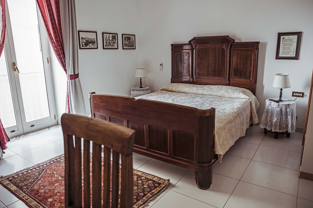 Miracoletti38 photo 4