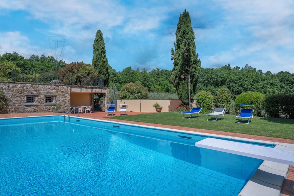 Il Villino Del Collezionista With Pool In Pistoia