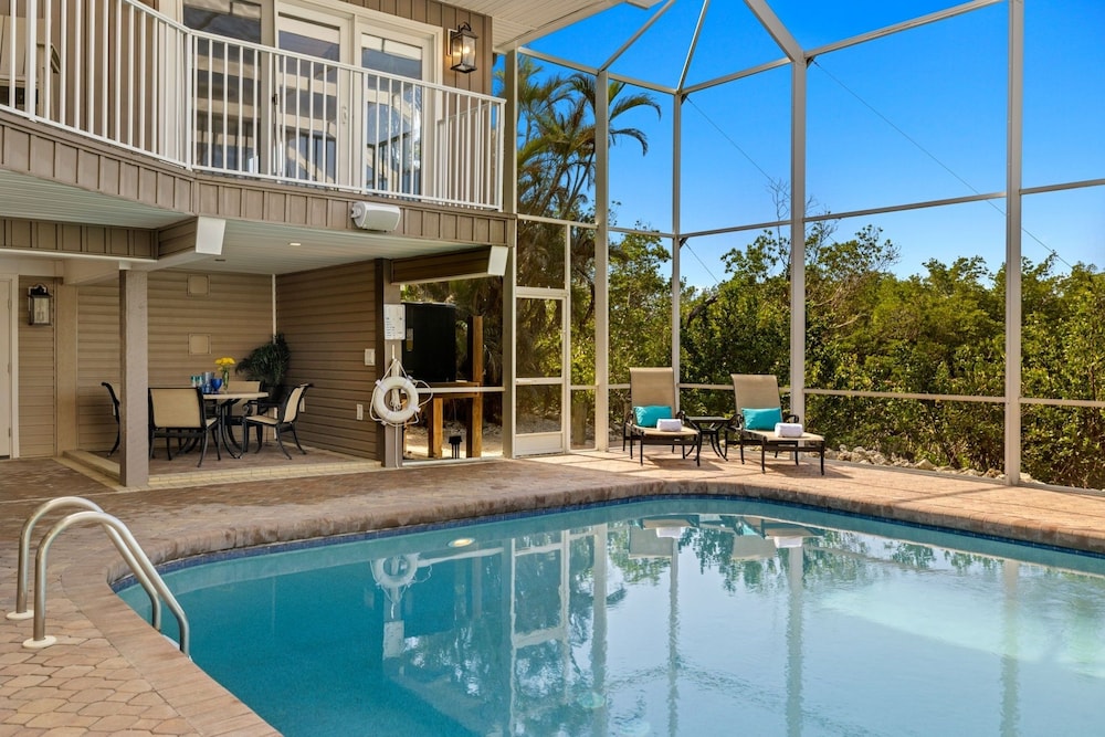 21381 Widgeon Point 6 Bedroom Estate