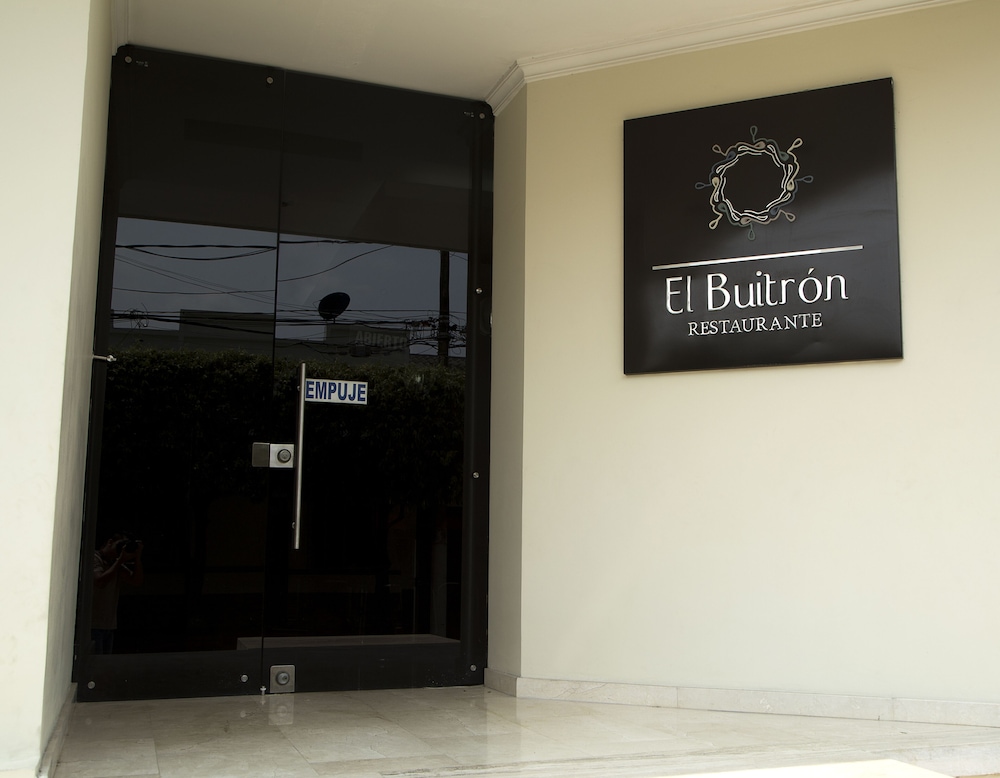 Hotel Vizcaya Plaza - Property Image 12