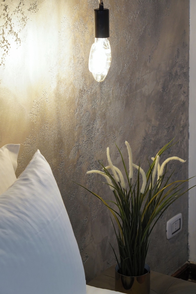 navona jacuzzi apartment
