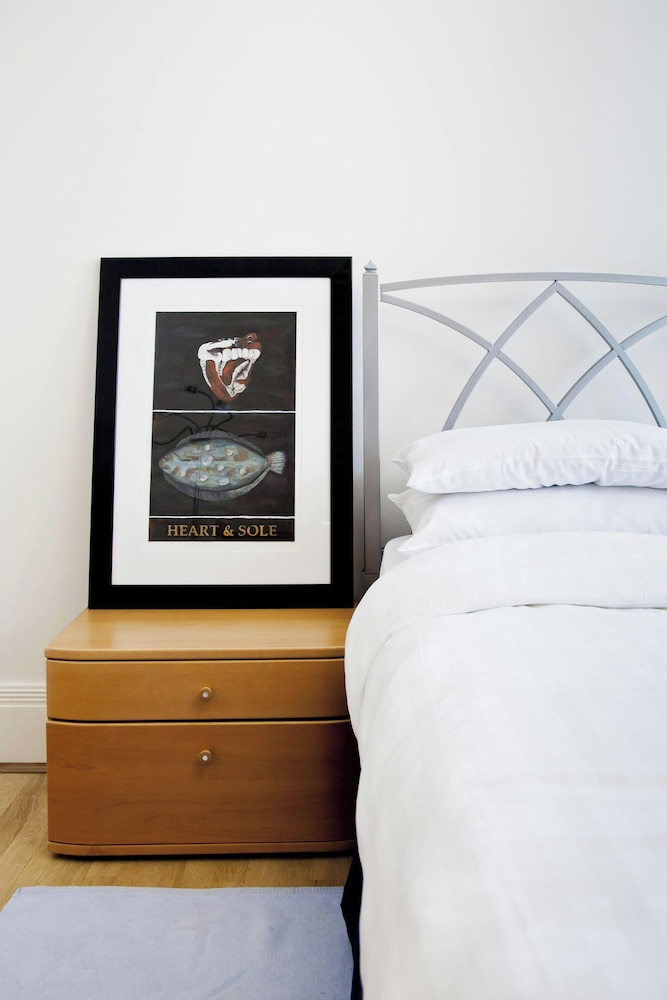 John's Mews by Onefinestay