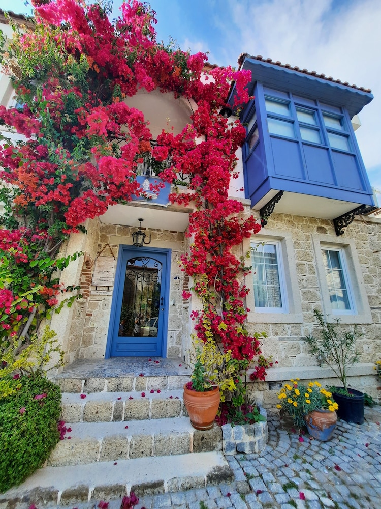 Faro Alacati - Image 6