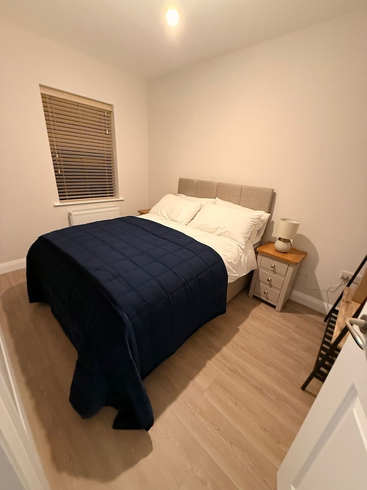 Modern Entire Home Retreat in Newry