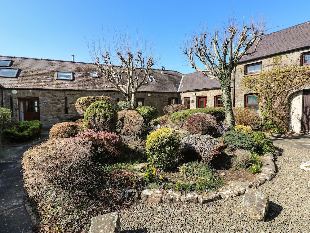 Corner Cottage