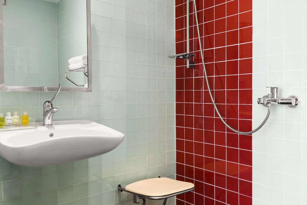 Ramada Encore by Wyndham İstanbul Kartal - Image 41