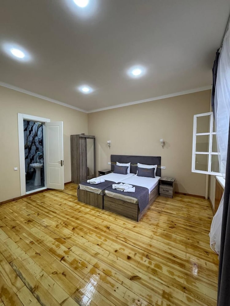 Shams Art Hotel