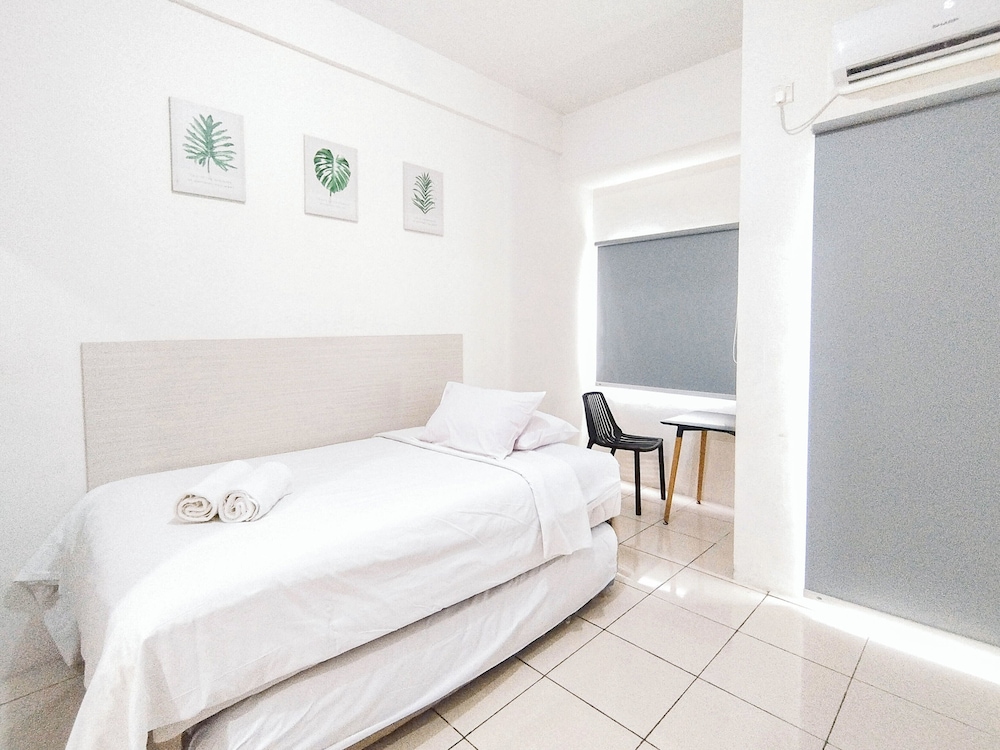 Minimalist 1Br Without Living Room At Pavilion Permata Apartment