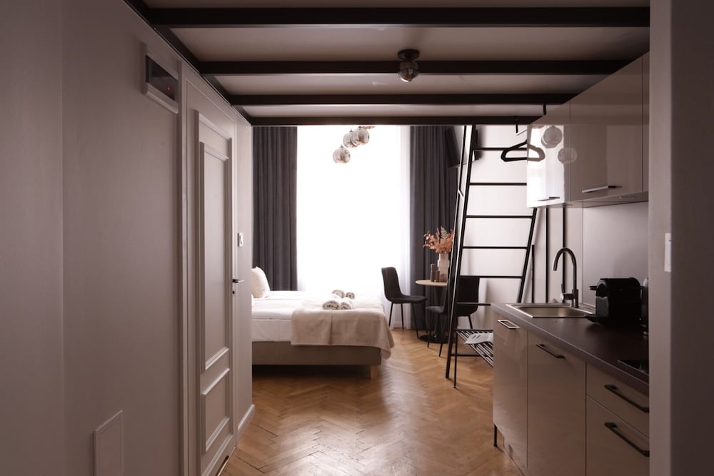 OLD TOWN Charm & Chic by Downtown Apartments