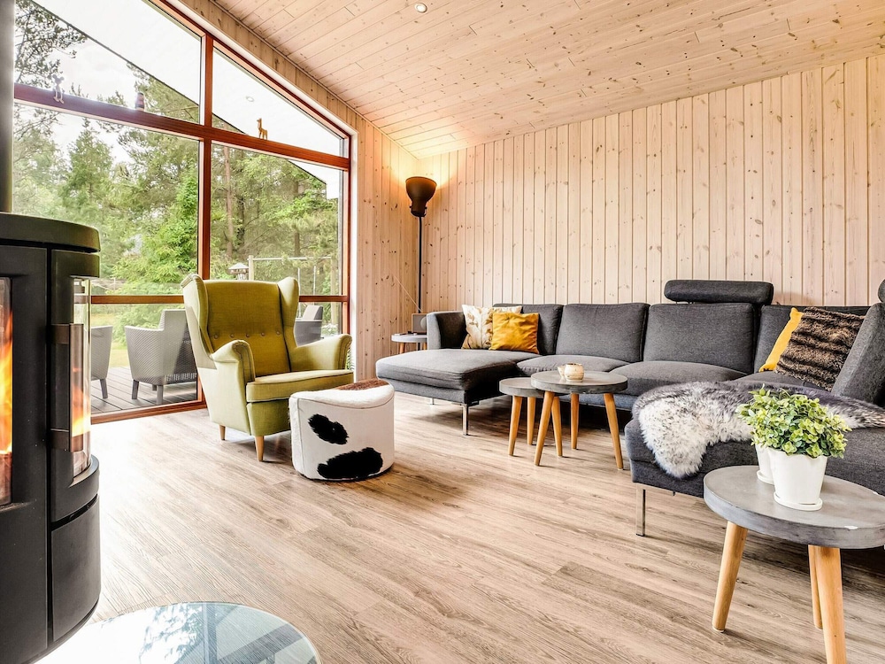 5 Star Holiday Home in Vaeggerlose