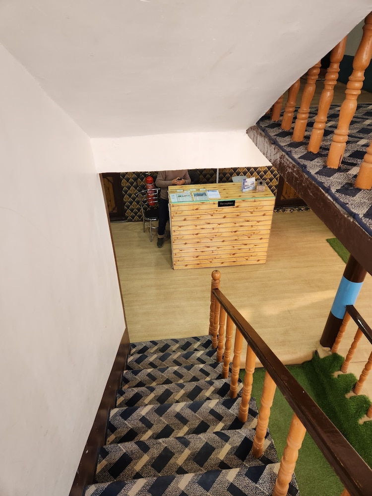New Relax Inn