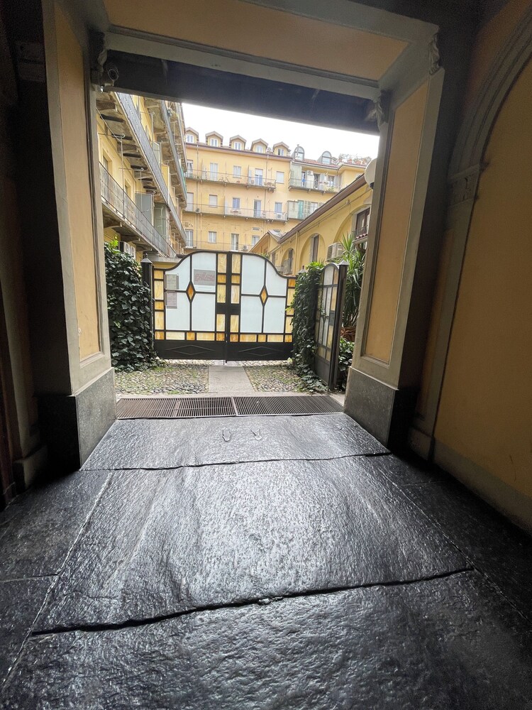 Central Suite 57