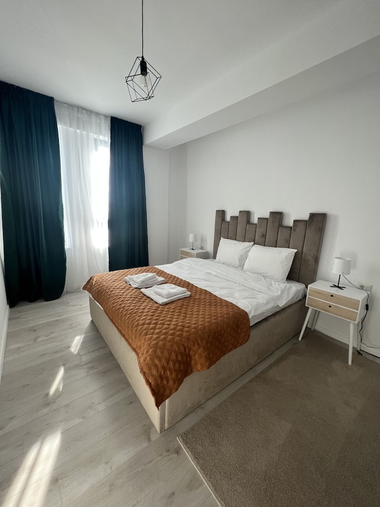 Grey Residence Apartaments view 4