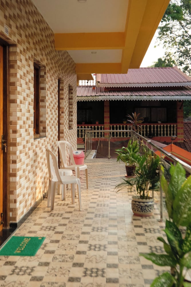 Rodrigues Residency