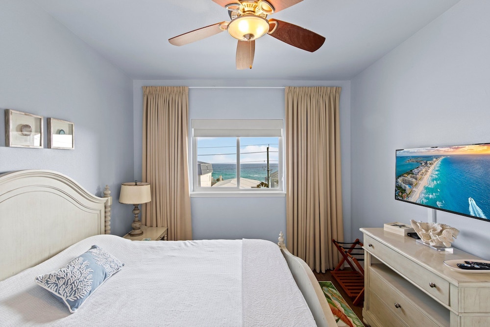 Alerio by Southern Vacation Rentals
