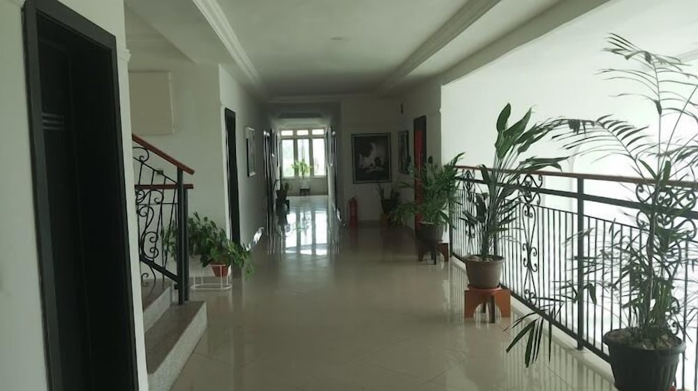 Chakaville Beach Resort
