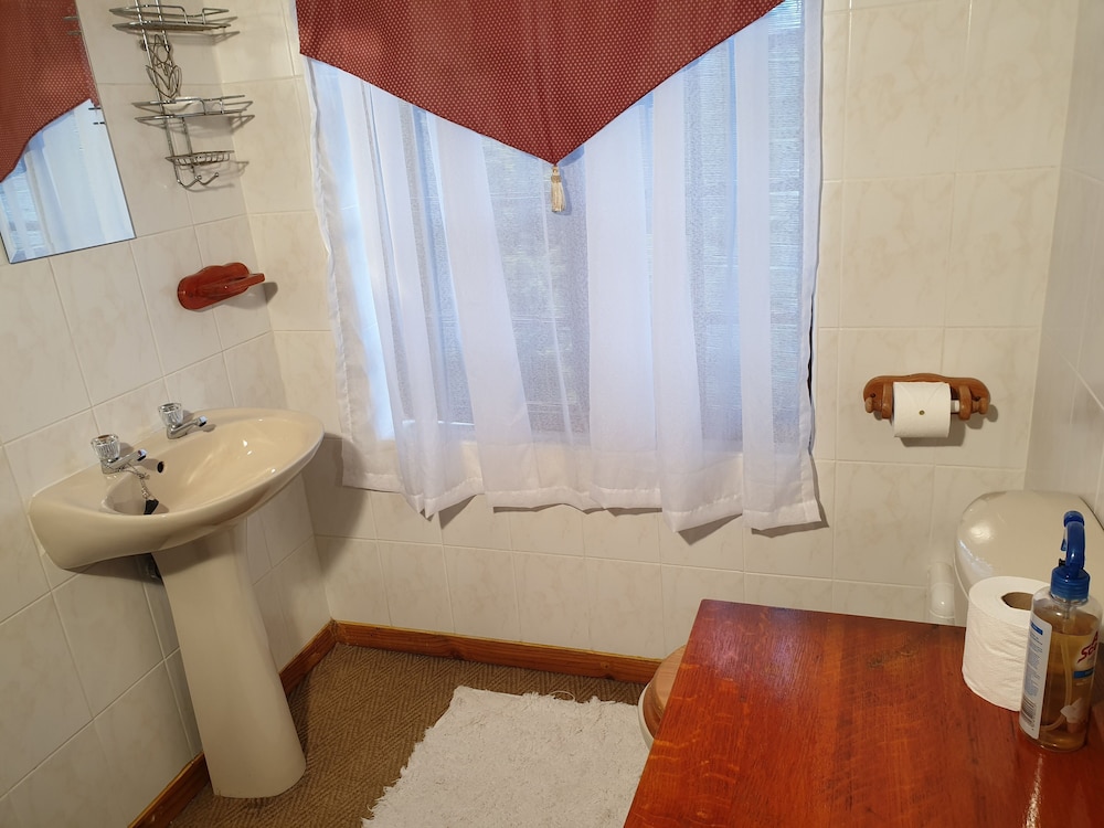 Deo Gratia Guest House view 4