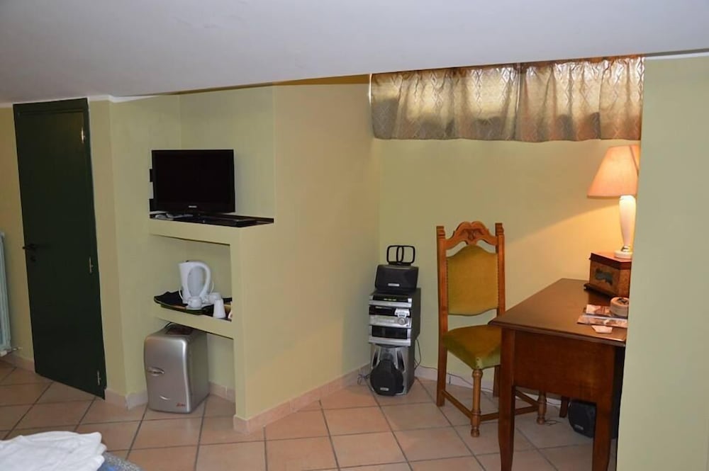 Photo 13