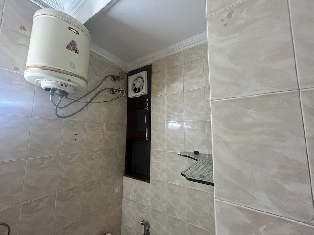 Metrolink Apartment & Suites-Green Park