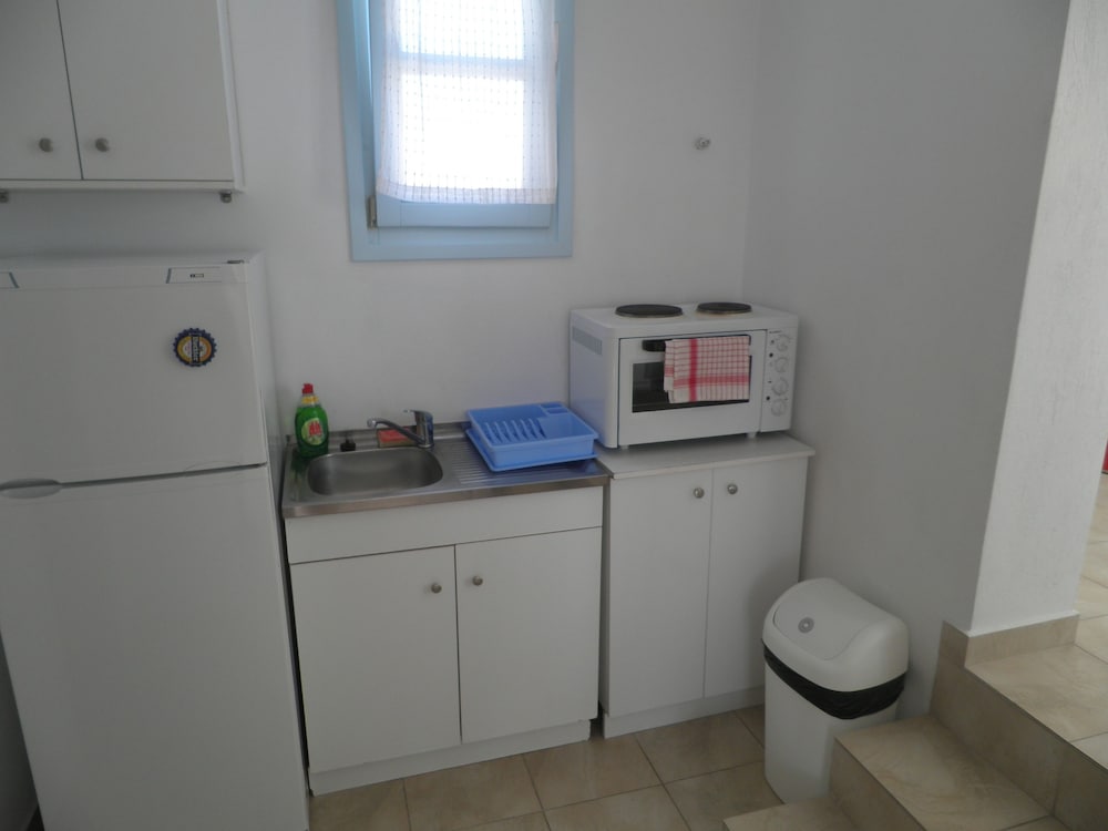 Kavalieros Studios - Property Image 37