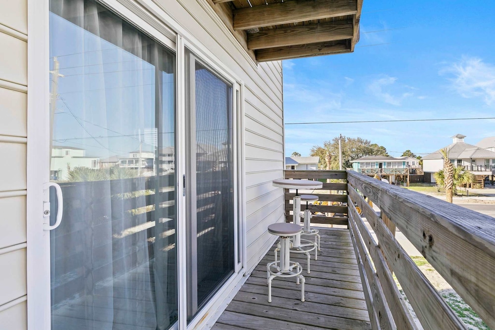 Spacious 2BR Condo With Pool Steps From the Beach