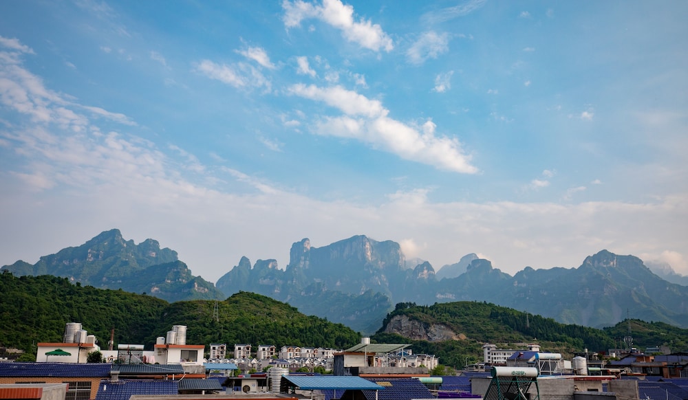 Zhang Jiajie Zhijue Art Hotel