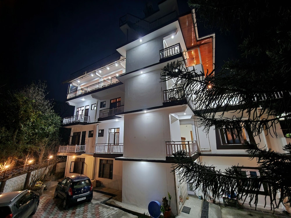 Dorjee House & Rooftop Cafe