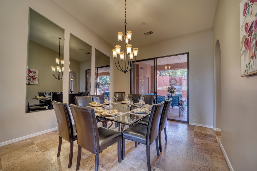 Group Getaway w/ Outdoor Oasis in Sedona!