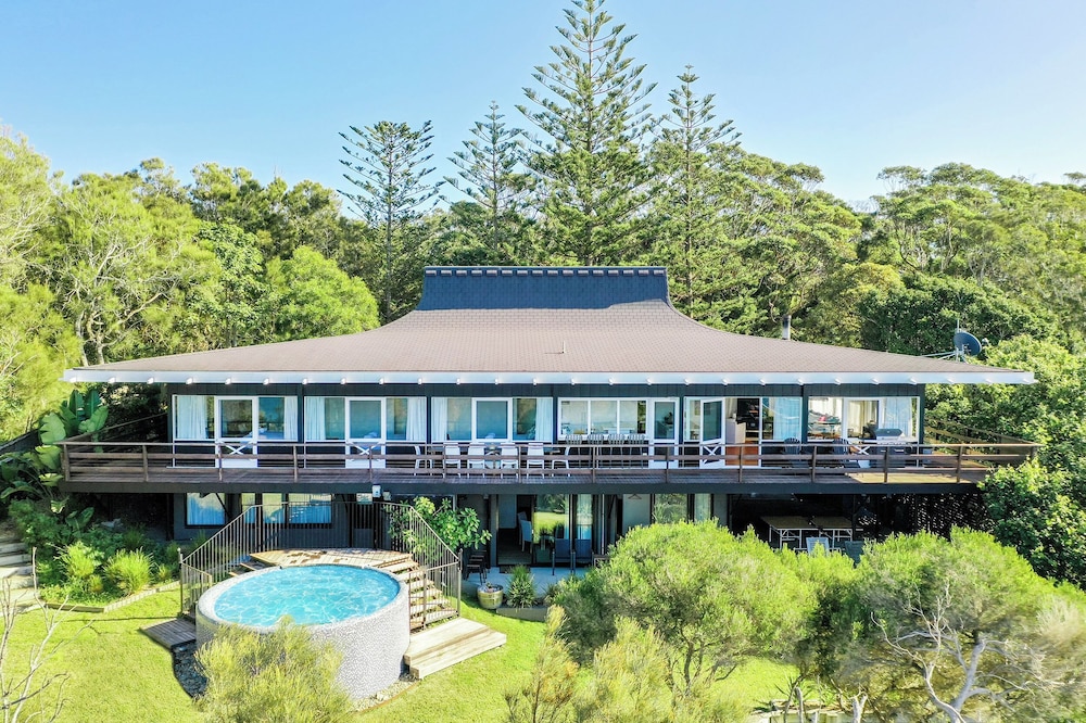 Bannisters Beach House
