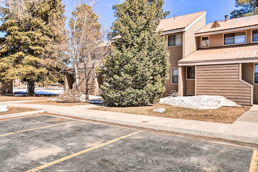 Stylish Pagosa Springs Townhome: Loft + Patio view 2