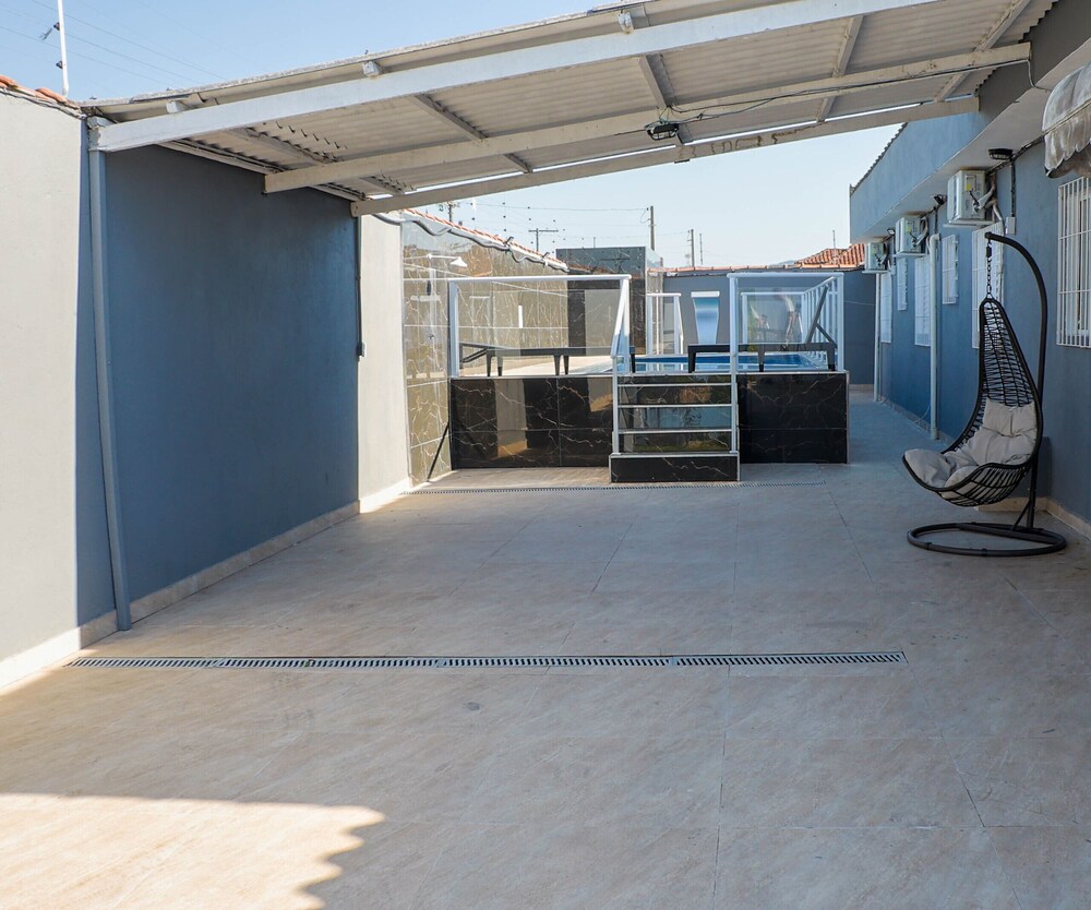 Casa Completa com Piscina e Churrasq pet Friendly