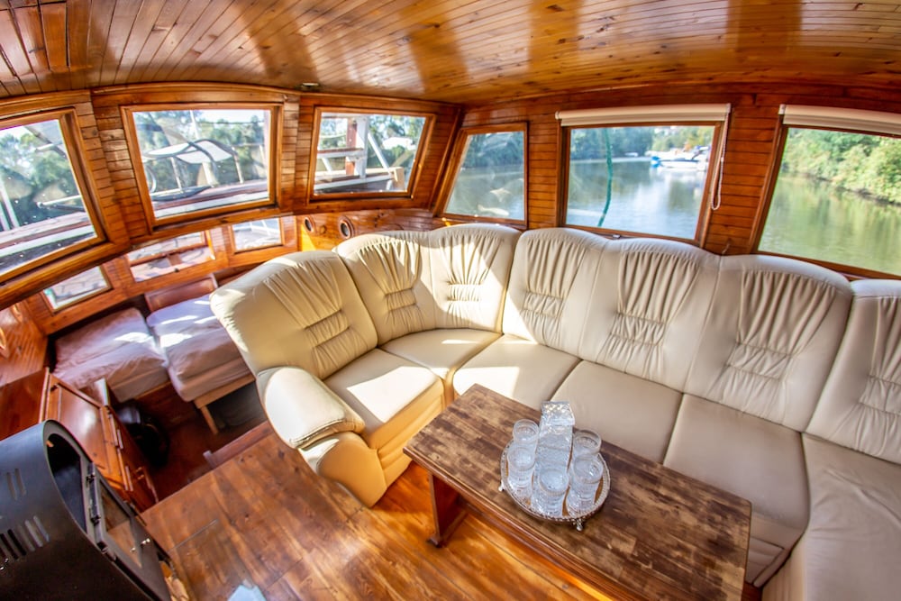 Prague Bay Houseboats